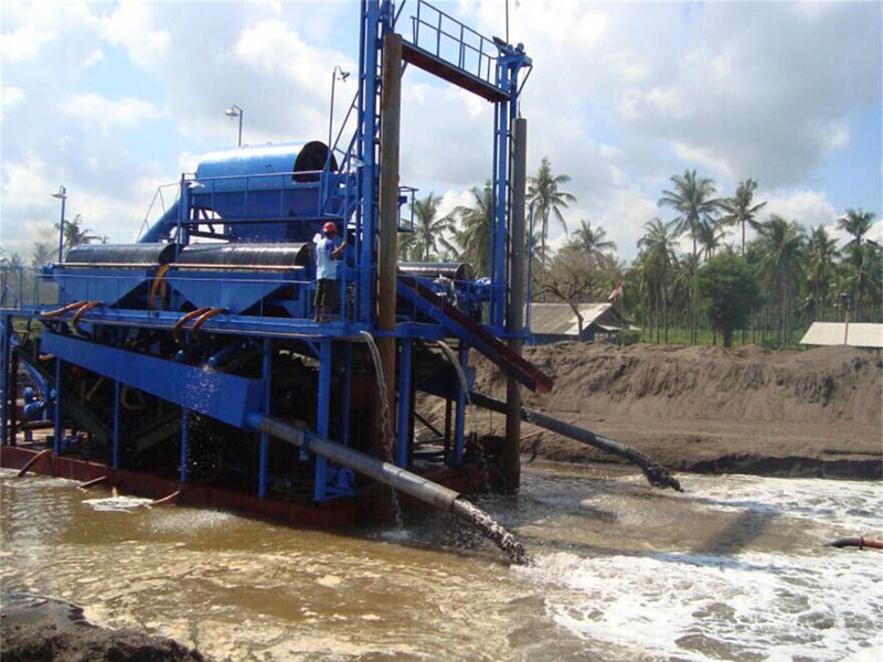 濕式磁選機在烏干達現(xiàn)場